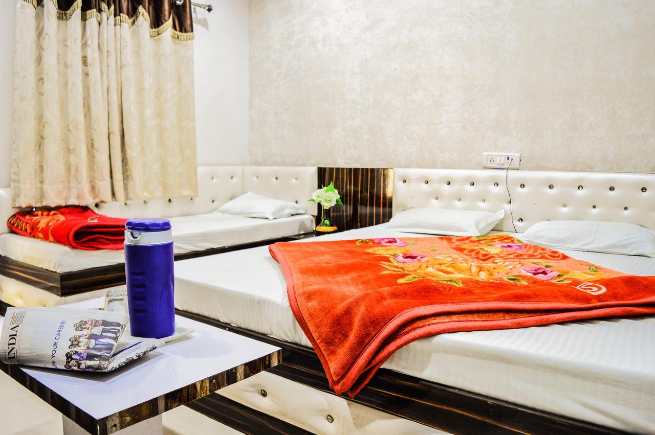 Hotel Shree Dwarkadhish Palace Ujjain Eksteriør bilde