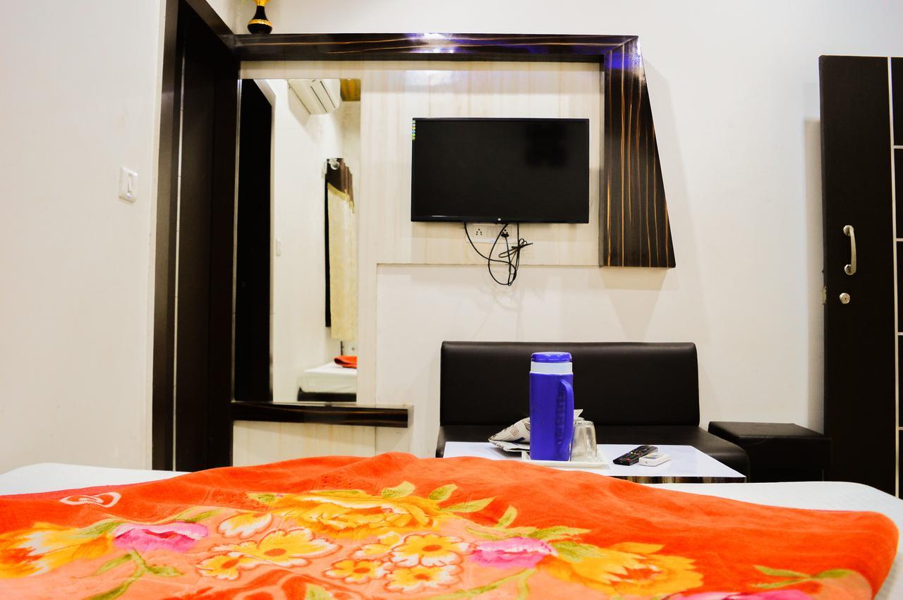 Hotel Shree Dwarkadhish Palace Ujjain Eksteriør bilde