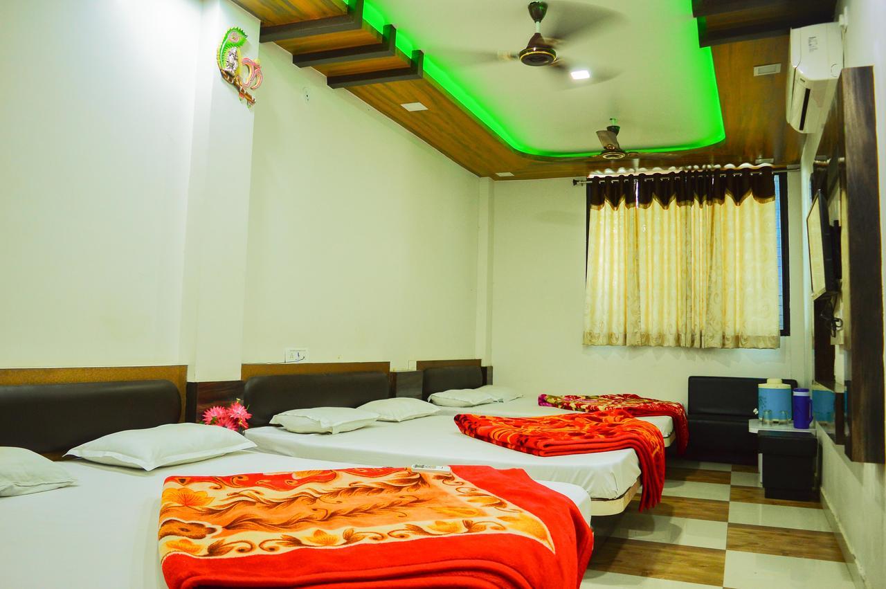 Hotel Shree Dwarkadhish Palace Ujjain Eksteriør bilde